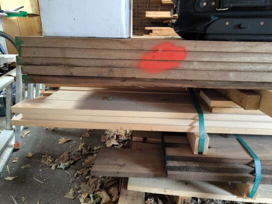 Palle med planker af mahogni m.m.