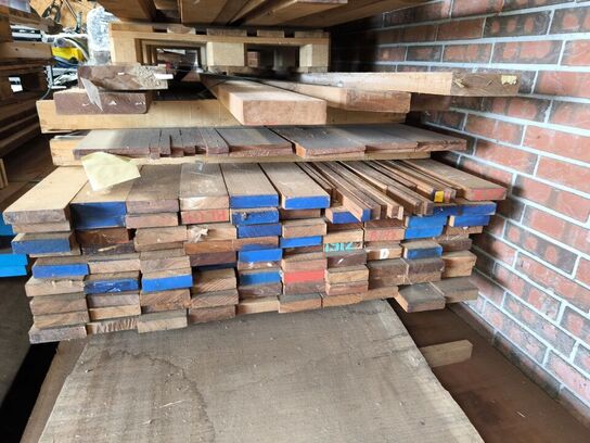 Palle med planker af mahogni m.m.