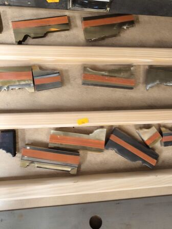 1 skuffe med fræseværktøj