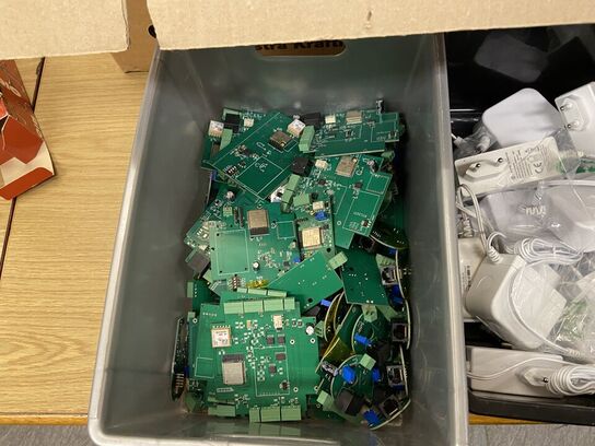 Diverse printerplader og kamera