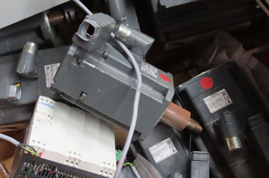 Palle med el-motor + el-skabe