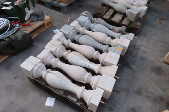 7 stk. Betonbalyster 