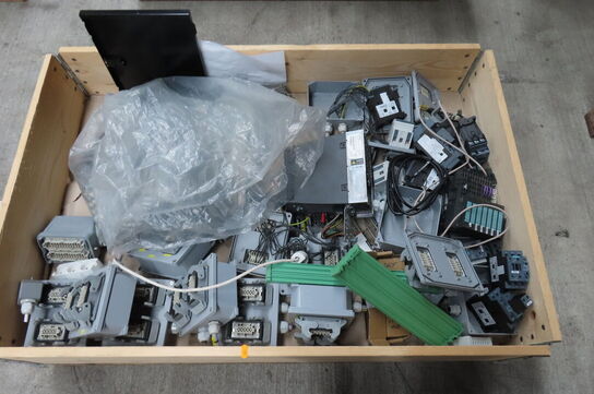 Palle med elkomponenter 