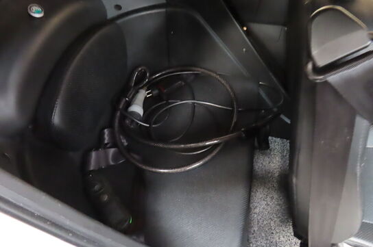 Vga cabesay kabinescooter