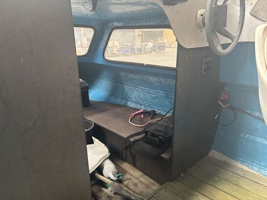 Båd inkl. bådtrailer