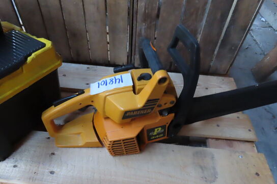 Motorsav + 2 stk. værktøjskasser uden indhold