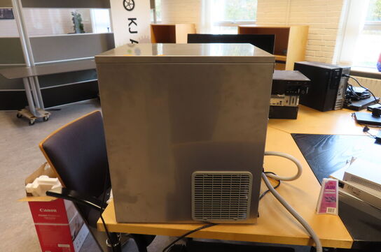 Isterningmaskine GGMGASTRO EWBH356-N