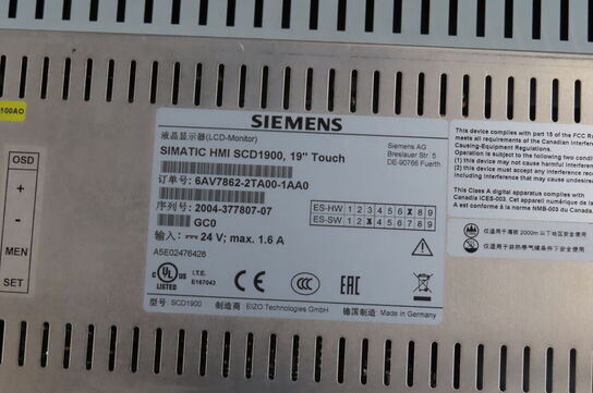 Palle med diverse elkomponenter