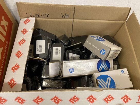 Diverse printerplader og kamera