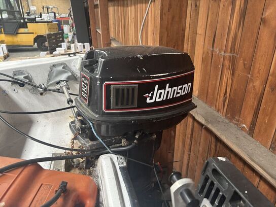 Båd inkl. bådtrailer