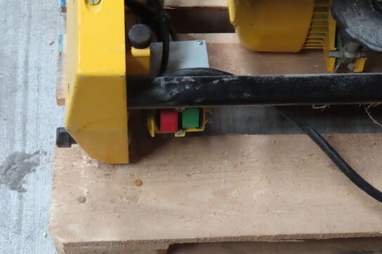 Bordrundsav DEWALT DW743