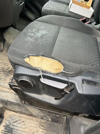 Varebil FORD TRANSIT 2.0 TDCi 170 hk