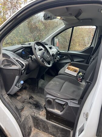 Varebil FORD TRANSIT Custom 2.2 TDCi 125 hk