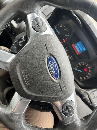 Varebil FORD TRANSIT Custom 2.2 TDCi 125 hk