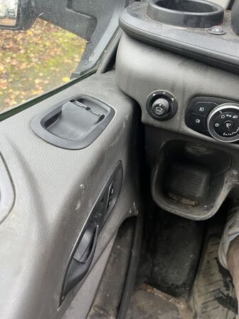 Varebil FORD TRANSIT 2.0 TDCi 170 hk