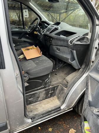 Varebil FORD TRANSIT Custom 2.0TDCi 130 hk