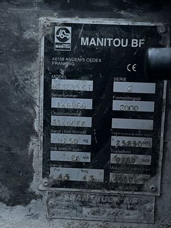 Teleskoplæsser MANITOU MT1233S årg. 2000