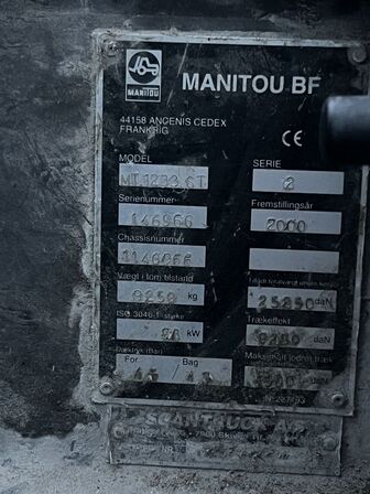 Teleskoplæsser MANITOU MT1233S årg. 2000