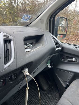 Varebil FORD TRANSIT Custom 2.2 TDCi 125 hk