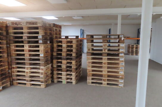 Stort parti euro paller 
