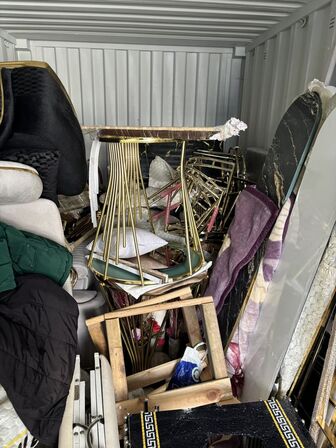 Container med indhold