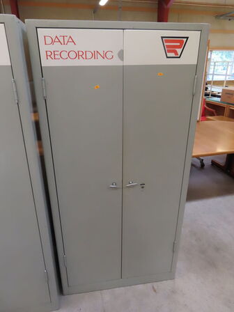 Arkiv skab i stål (uden nøgle)