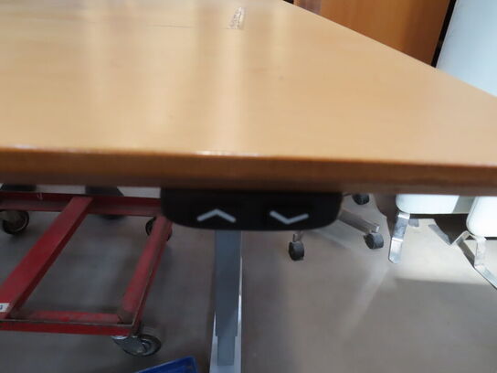 Hæve / sænkebord (140x98)