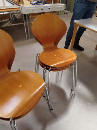 6 stk. stabelbare skalstole