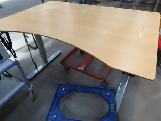 Hæve / sænkebord (140x98)