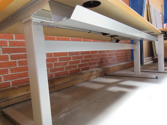 Hæve / sænkebord (180x90)