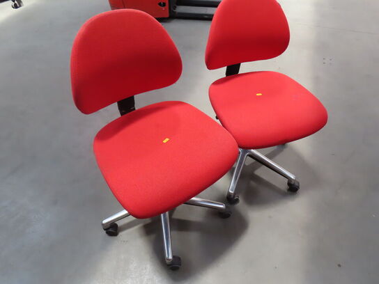 2 stk. Røde kontorstole