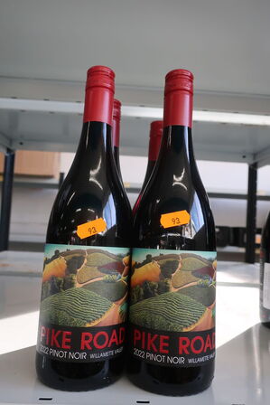 4 fl. Rødvin PIKE ROAD Pinot Noir 