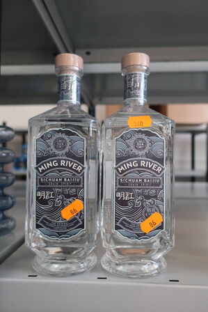 2 fl. Grain sprit MING RIVER Baijiu 