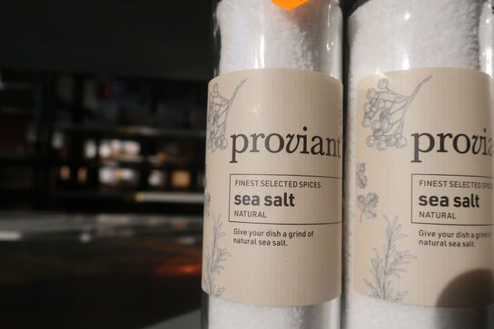 4 stk. saltkværne PROVIANT