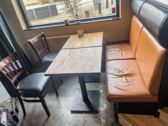 Cafésæt m. 2 stk. sofaer, 4 stk. borde & 4 stk. barstole