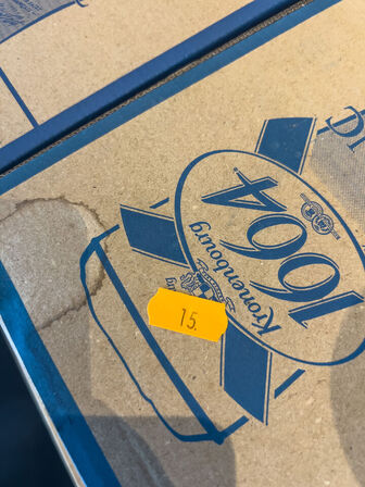Øl/vinglas, kopper, tallerkener, flasker m.v. (se billeder)
