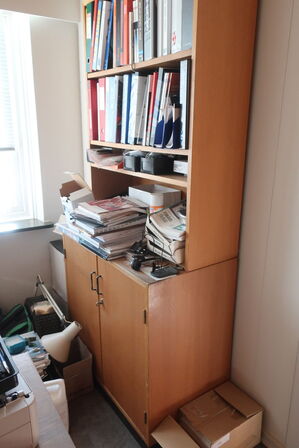 Indhold på kontor (læs beskrivelse)
