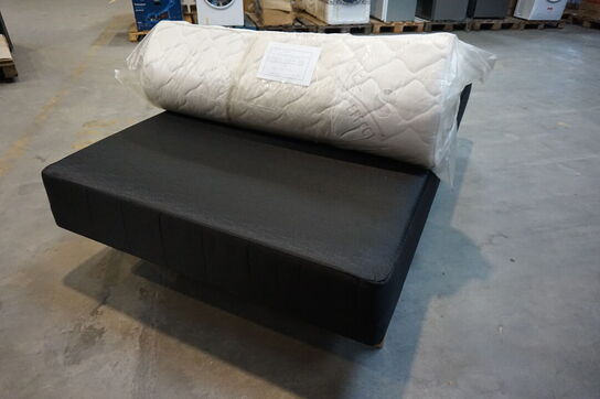 Huma Prestige Boxseng med træben og Gel topmadras 120x200 cm