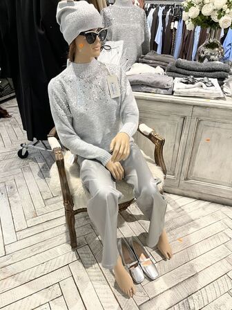 Mannequin m. Tøj