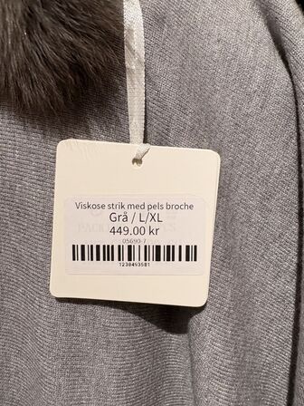 Stort parti dametøj – blandede styles og størrelser SE BILLEDER