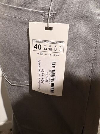 Mannequin m. Tøj