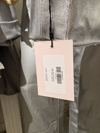 Mannequin m. Tøj