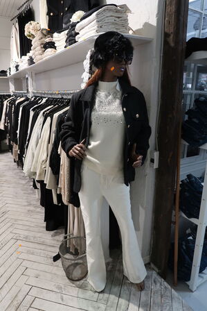 Mannequin m. Tøj