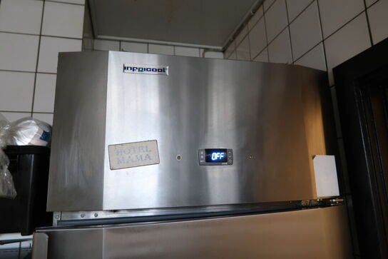 Køleskab INFRICO ASG700II