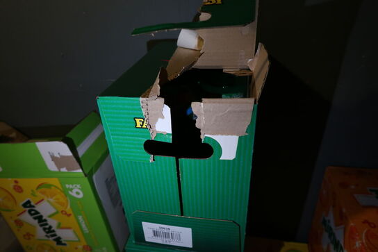 9 kasser sodavand FAXE KONDI, MIRINDA (der er taget lidt af nogle af kasserne)