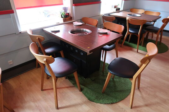 Bord med indbygget grill HNTAI ROASTER med 5 stk. stole