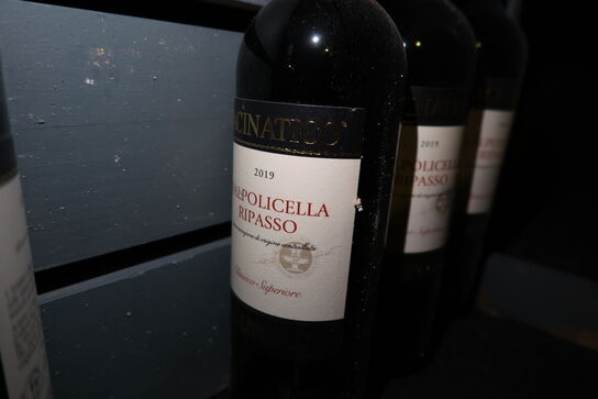 13 flasker rødvin VALPOLICELLA RIPASSO 2019