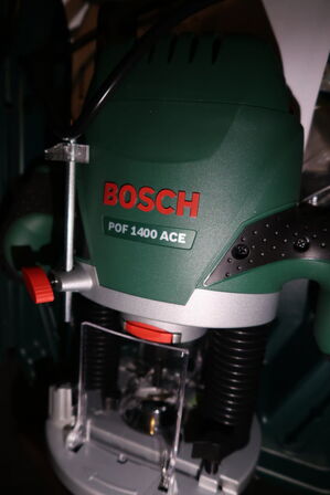 Div. Håndværktøj BOSCH Uneo, POF 1400 ACE, PFS 1000 m.fl.