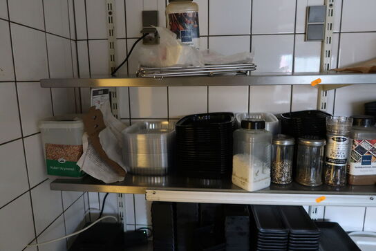 3 stk. rustfri stålhylder med indhold