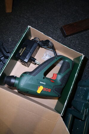 Div. Håndværktøj BOSCH Uneo, POF 1400 ACE, PFS 1000 m.fl.